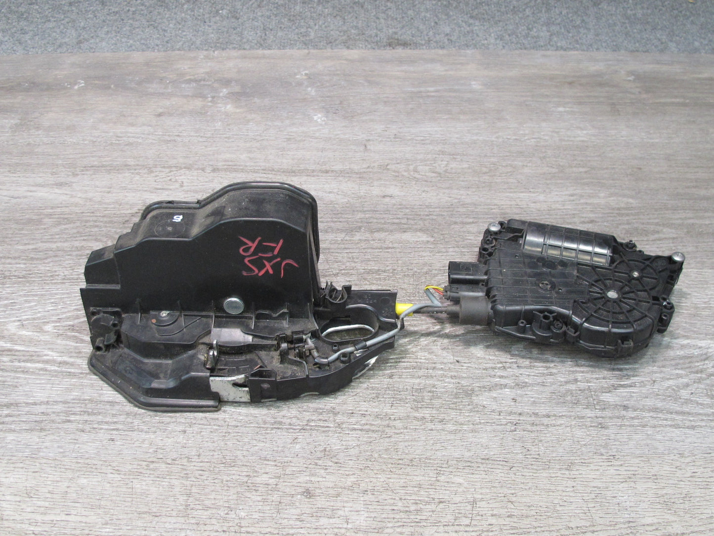 2008-2014 BMW E71 E72 X6 X6M Front Right Door Lock Latch Actuator w Soft Close