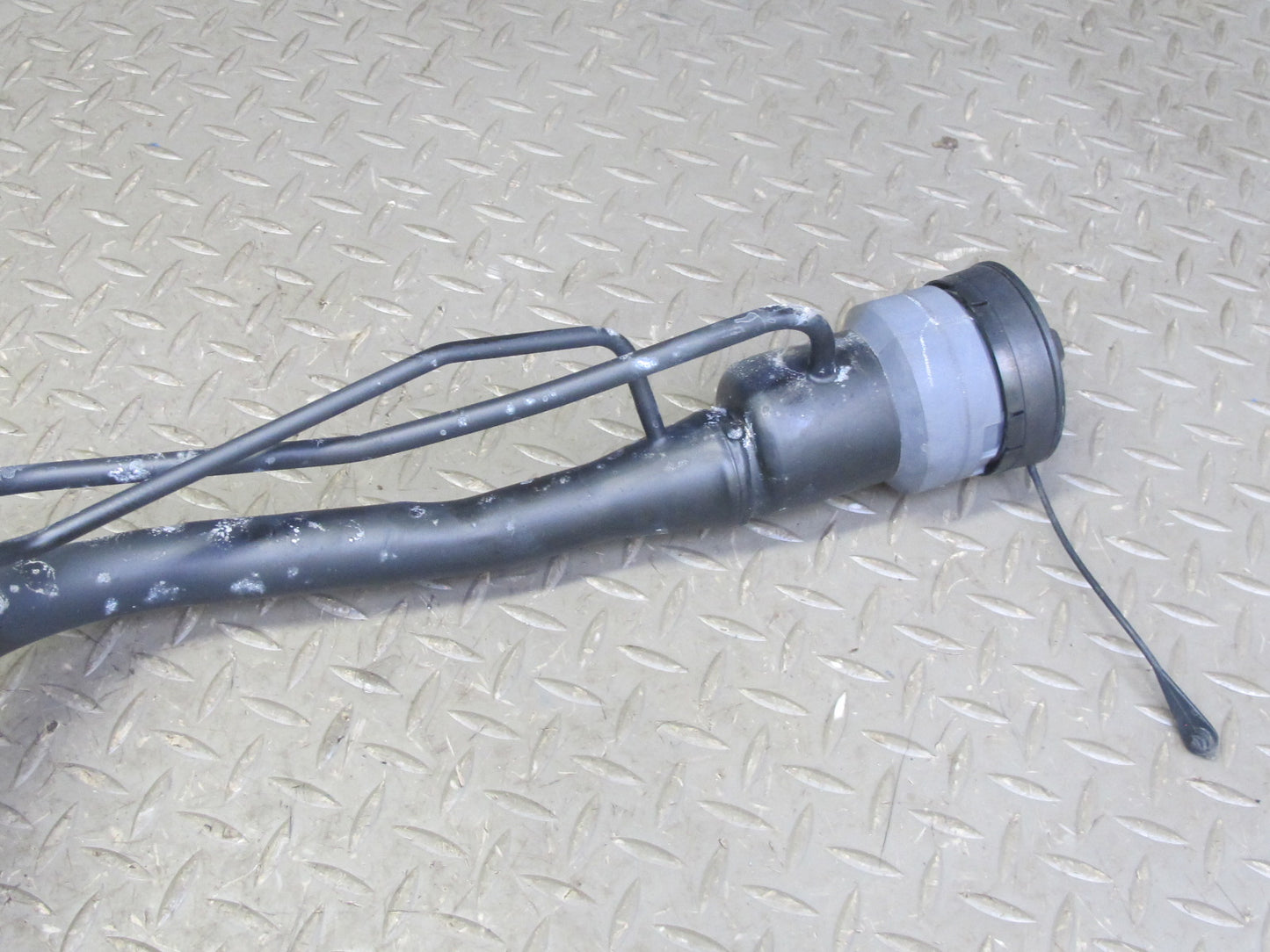 01-05 Lexus JZS160L GS300 Gas Fuel Tank Filler Neck Pipe w Cap OEM