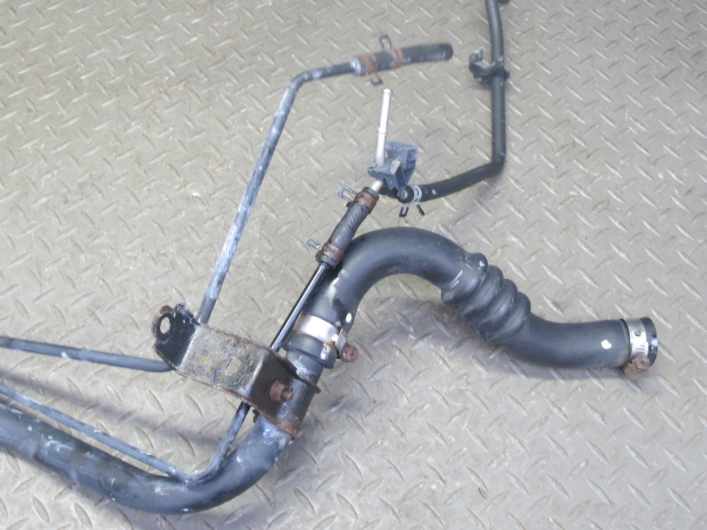 01-05 Lexus JZS160L GS300 Gas Fuel Tank Filler Neck Pipe w Cap OEM