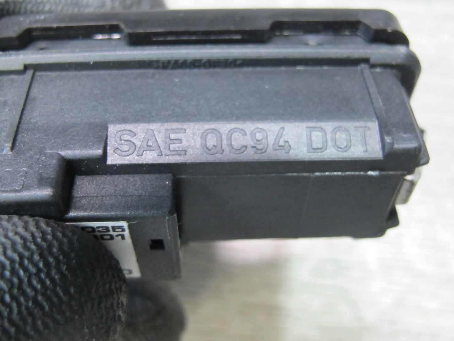 2008-2014 BMW E71 X6 X6M Rear Trunk Deck Lid Open Release Switch 8375580