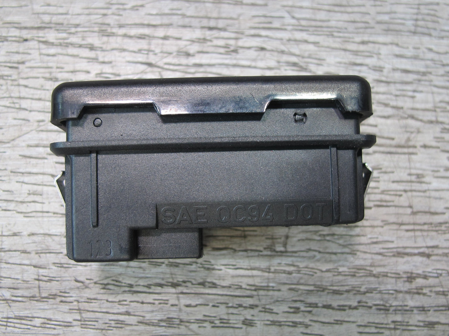 2008-2014 BMW E71 X6 X6M Rear Trunk Deck Lid Open Release Switch 8375580