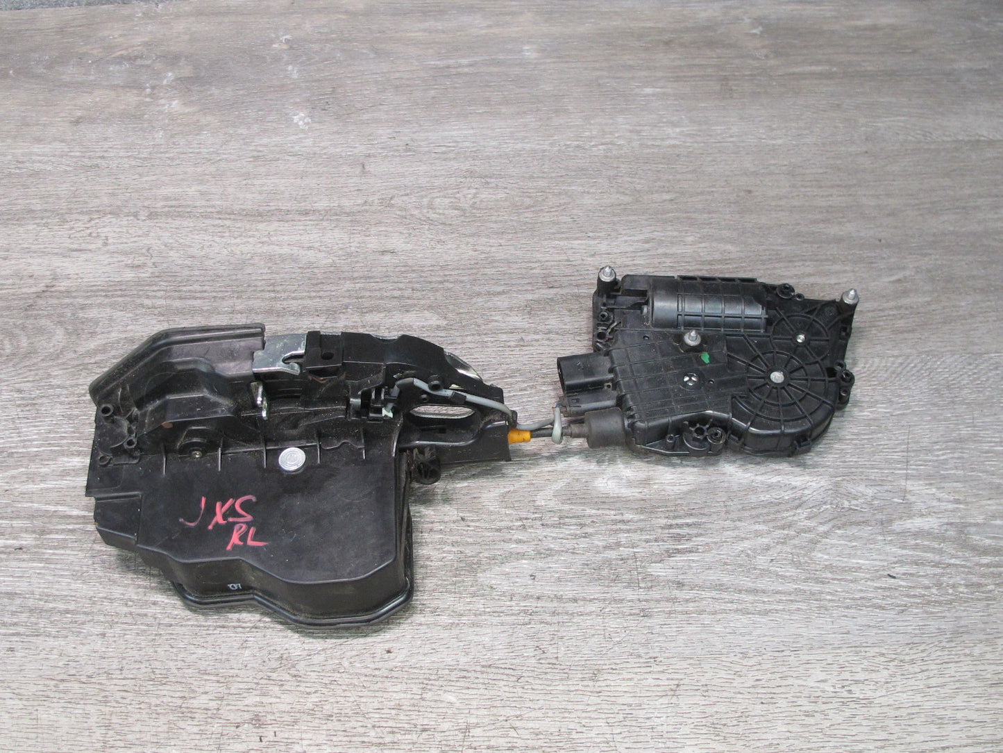 2008-2014 BMW E71 E72 X6 X6M Rear Left Door Lock Latch Actuator w Soft Close
