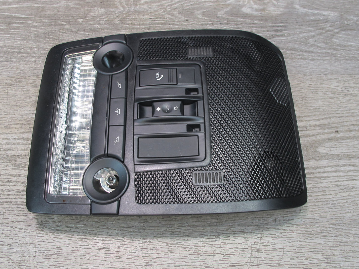 08-14 BMW E71 E72 X6 X6M Overhead Console Dome Reading Light w Sunroof 9225947