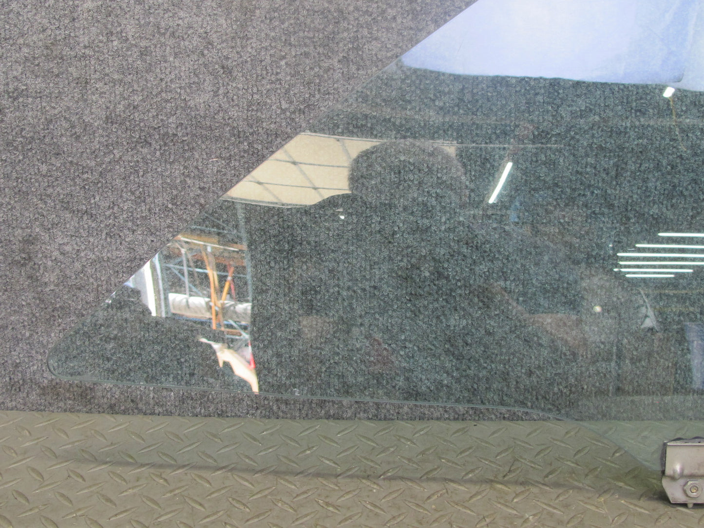86-91 Mercedes W126 C126 Coupe Rear Right Quarter Glass Window OEM