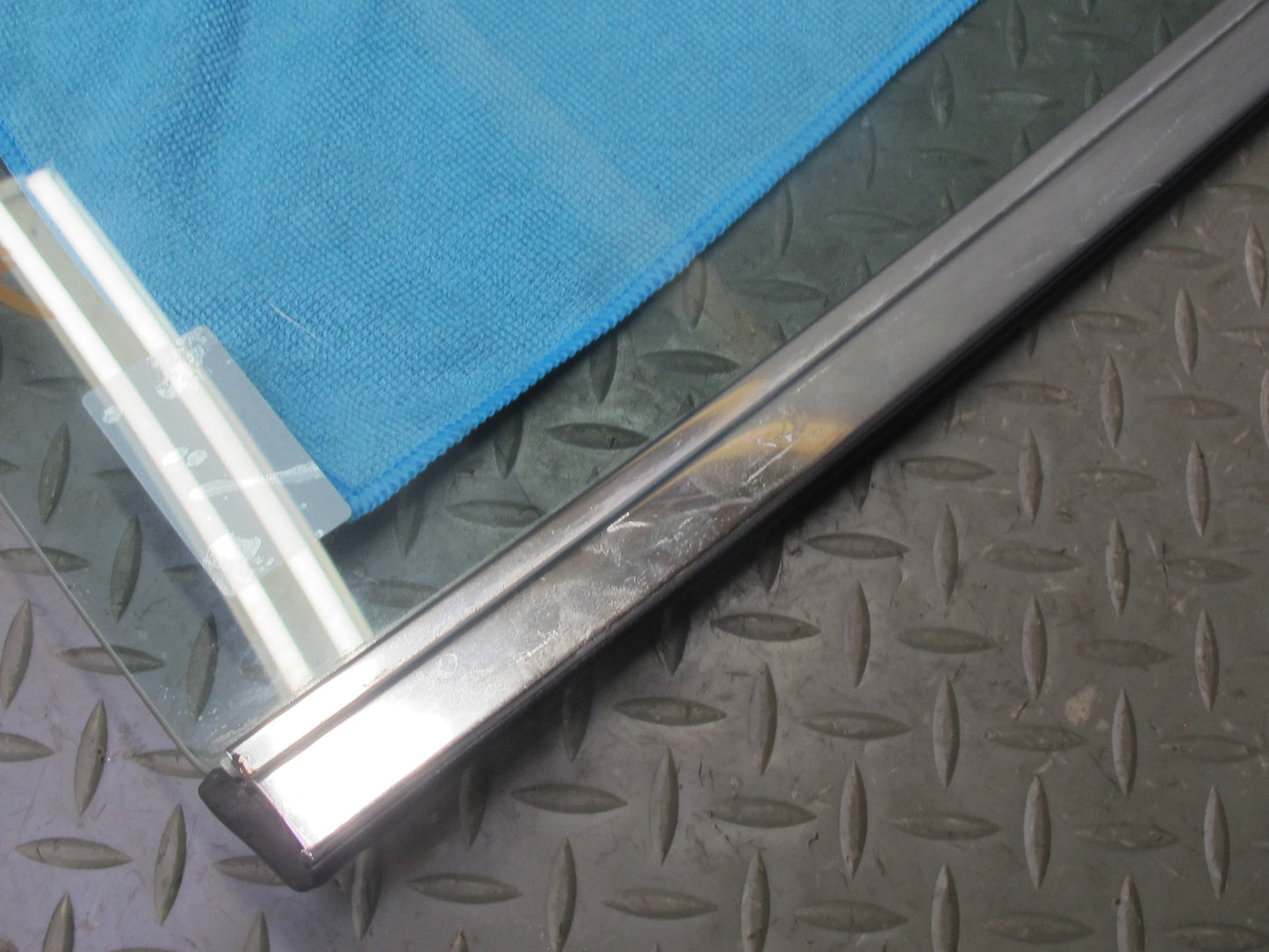 86-91 Mercedes W126 C126 Coupe Rear Right Quarter Glass Window OEM