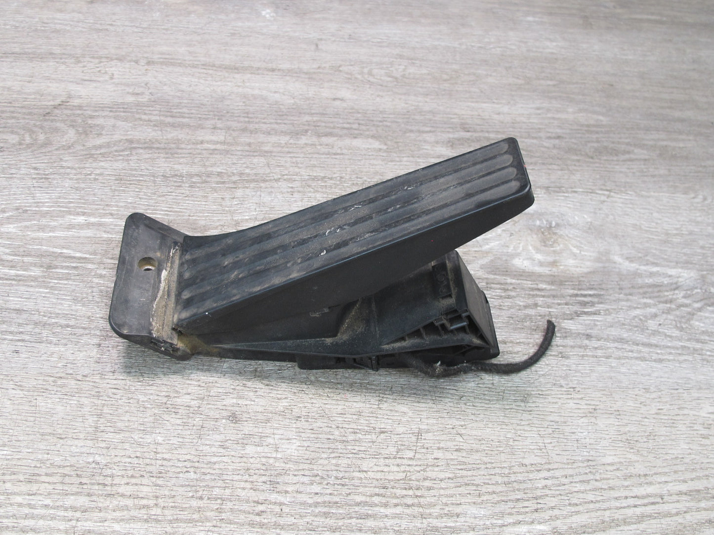 2008-2014 BMW E71 E72 X6 X6M A/T Gas Acceleration Pedal 6860784