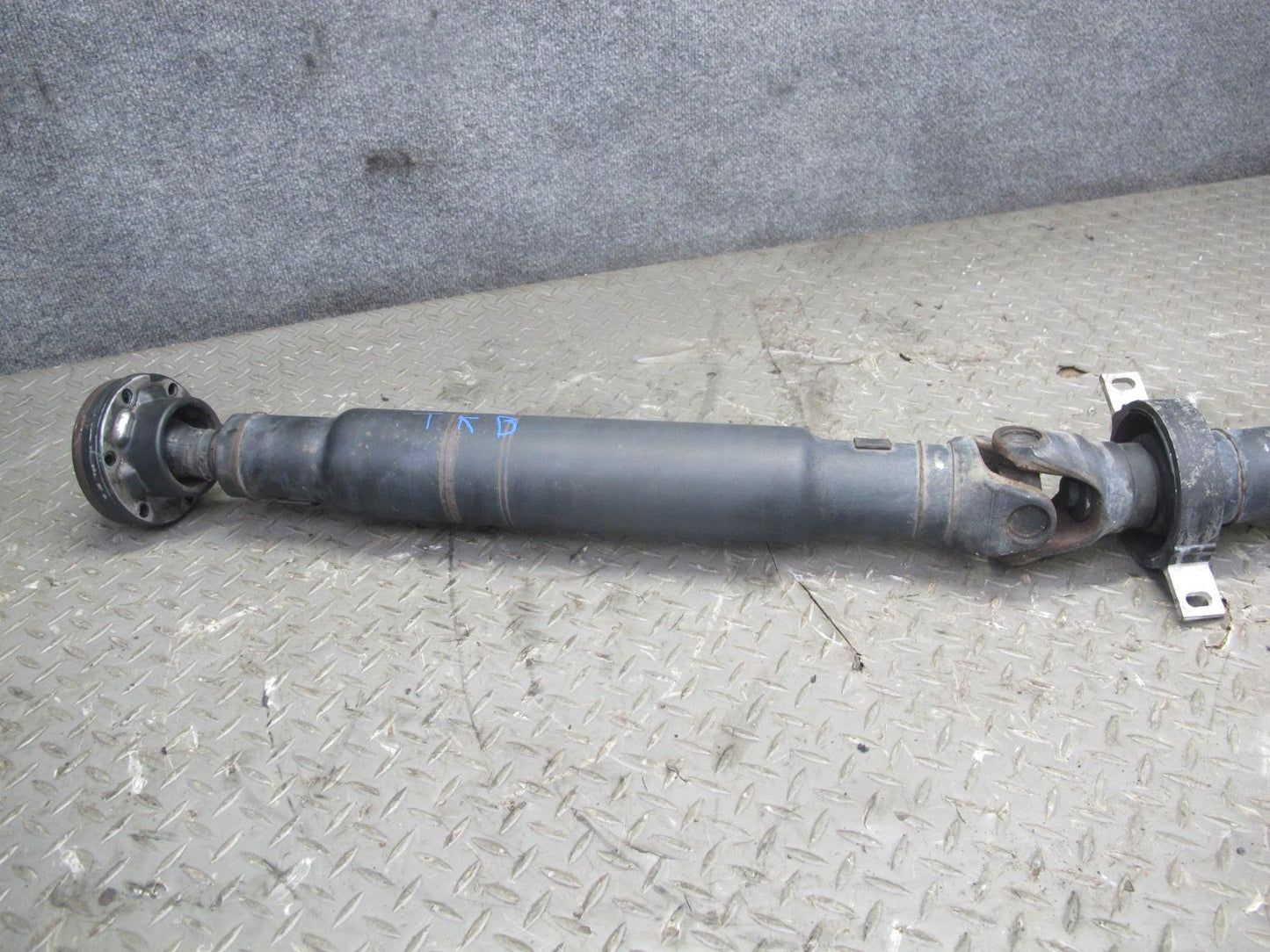 2008-2013 BMW E90 E92 M3 M/T Rear Driveshaft Drive Shaft