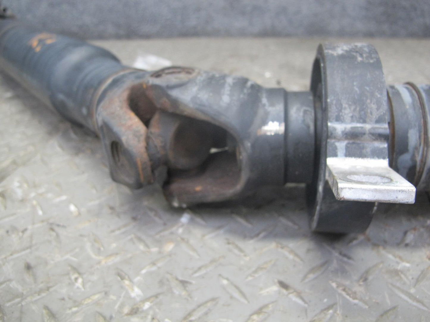 2008-2013 BMW E90 E92 M3 M/T Rear Driveshaft Drive Shaft
