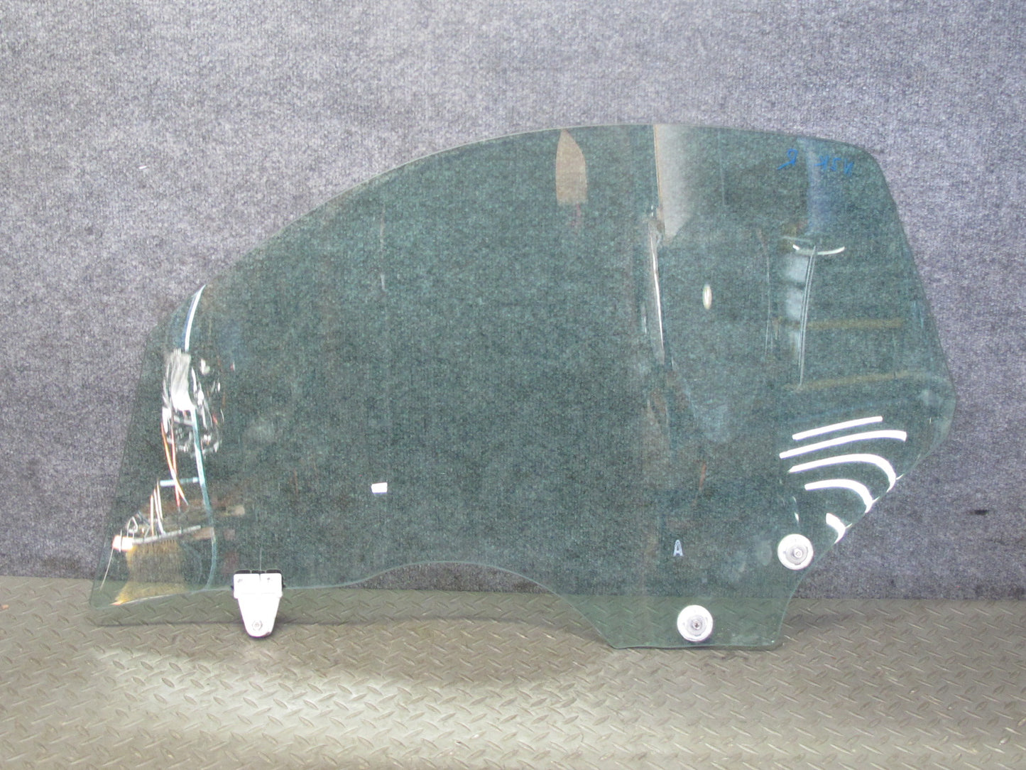 04-09 Nissan 350Z Z33 Convertible Front Right Passenger Door Window Glass OEM