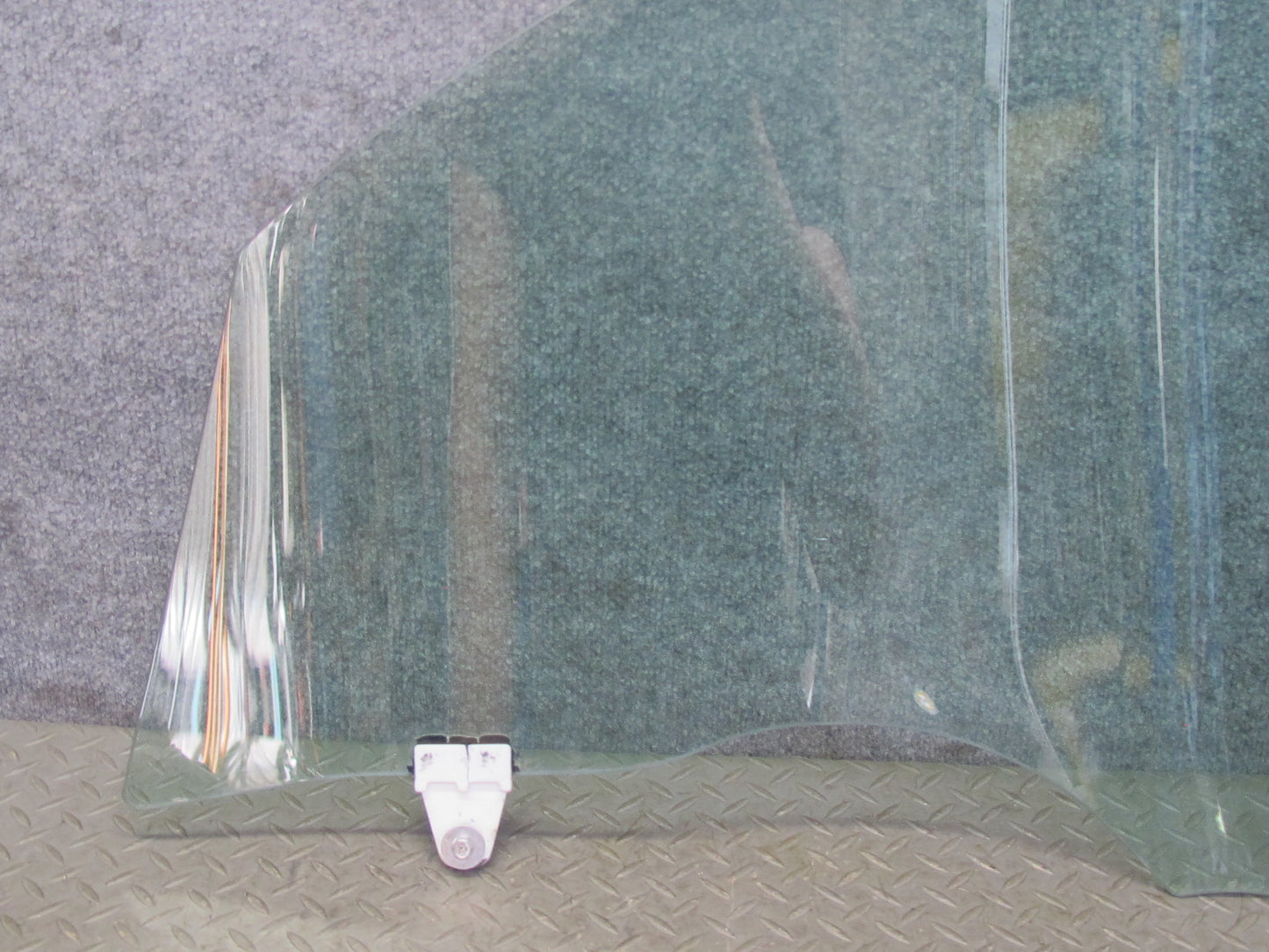 04-09 Nissan 350Z Z33 Convertible Front Right Passenger Door Window Glass OEM