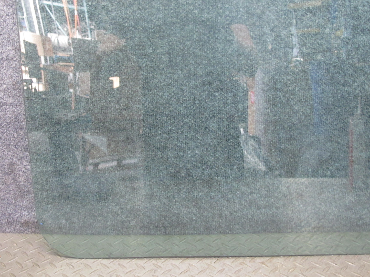 2003-2009 Hummer H2 Front Left Door Glass Window