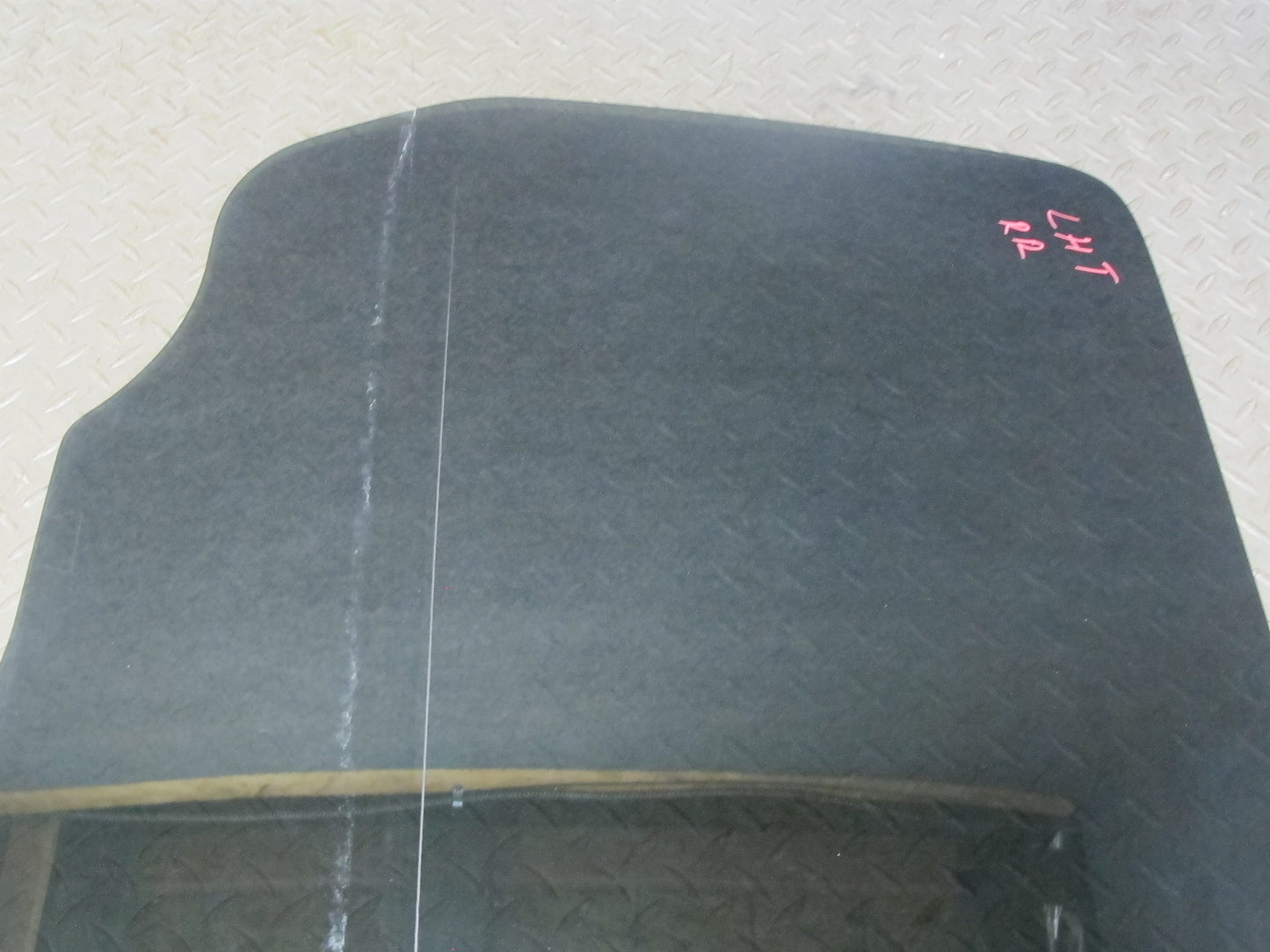2003-2009 Hummer H2 Rear Right Door Glass Window