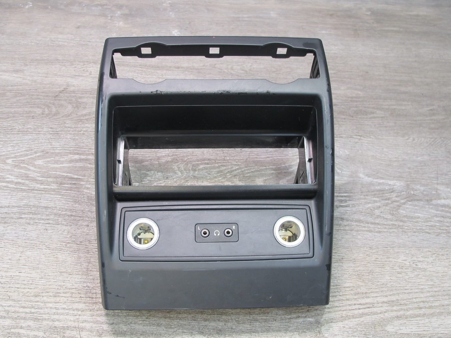 2008-2014 BMW X6 E71 E72 Rear Center Console Trim Panel Power Outlet Headphones