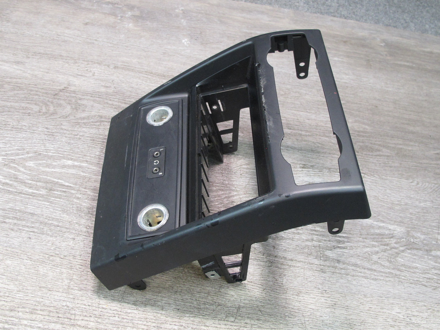 2008-2014 BMW X6 E71 E72 Rear Center Console Trim Panel Power Outlet Headphones