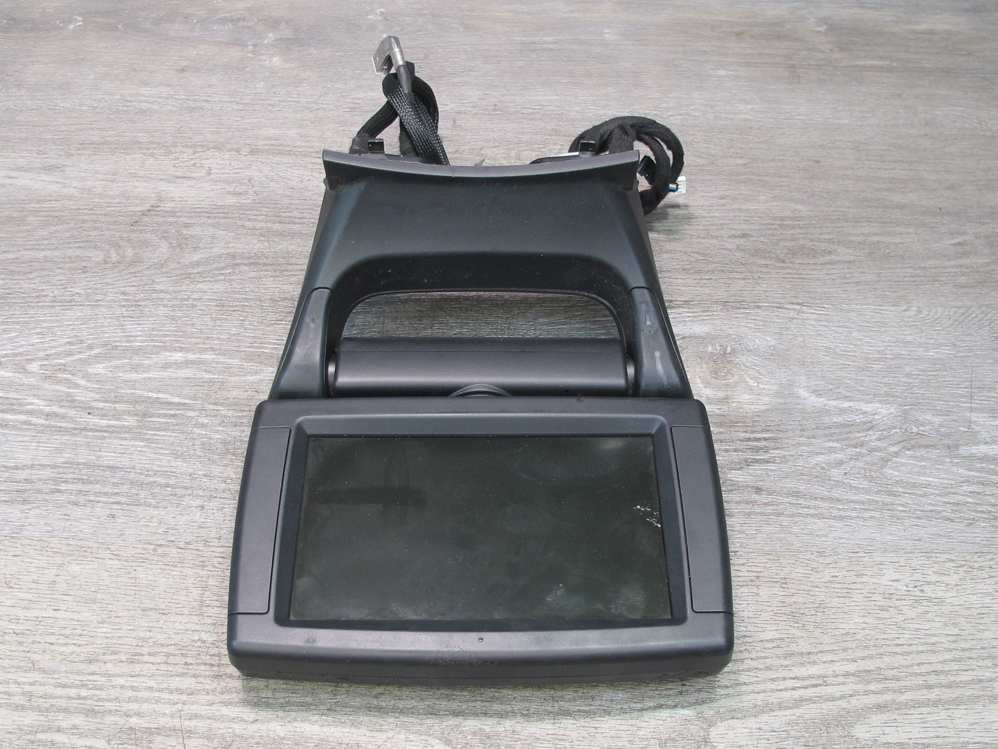 2007-2014 BMW E71 X6M Rear Entertainment Video Display Screen w Remote Control
