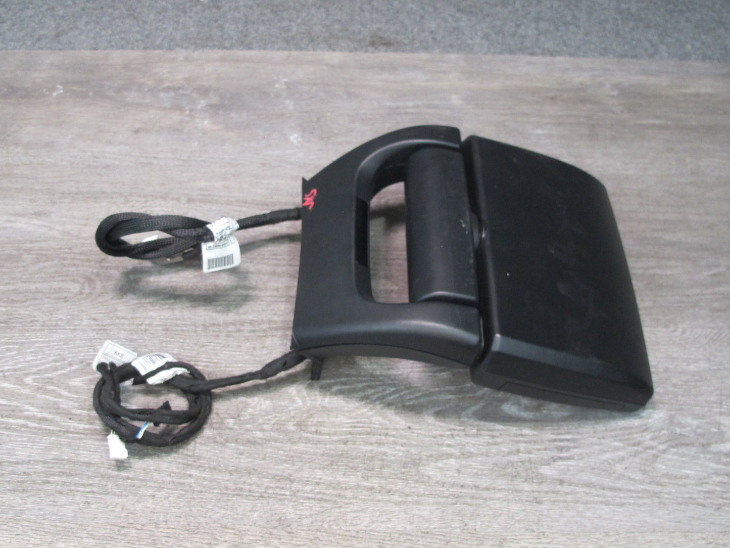 2007-2014 BMW E71 X6M Rear Entertainment Video Display Screen w Remote Control