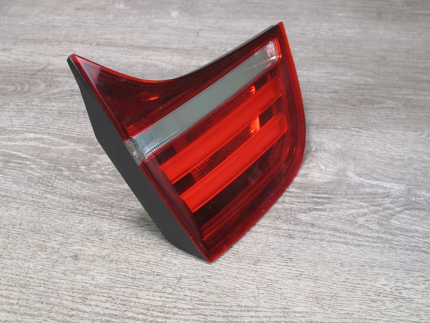 2013-2014 BMW E71 E72 X6 X6M Rear Left & Right Inner Trunk Tail Light Lamp Set