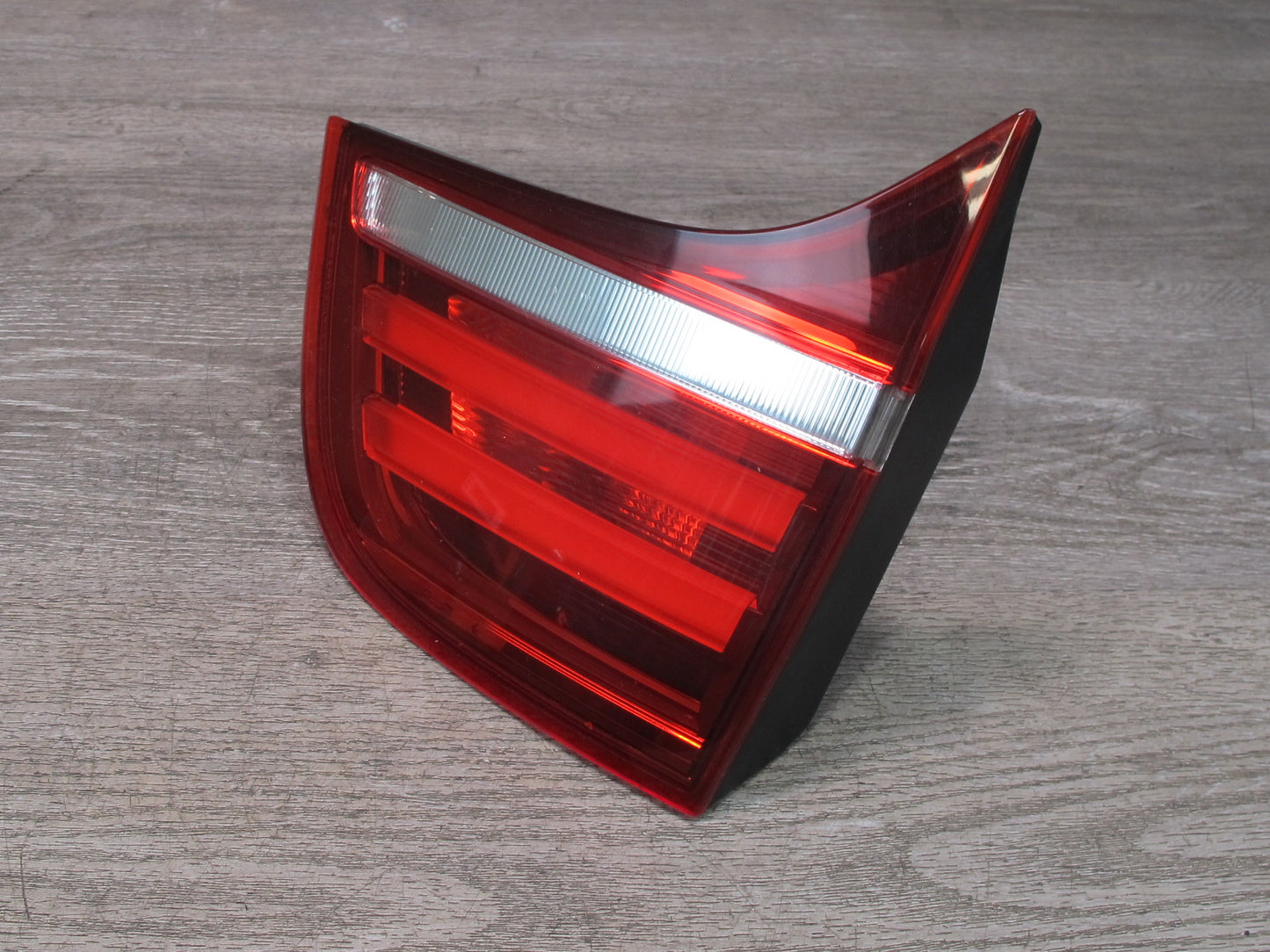 2013-2014 BMW E71 E72 X6 X6M Rear Left & Right Inner Trunk Tail Light Lamp Set