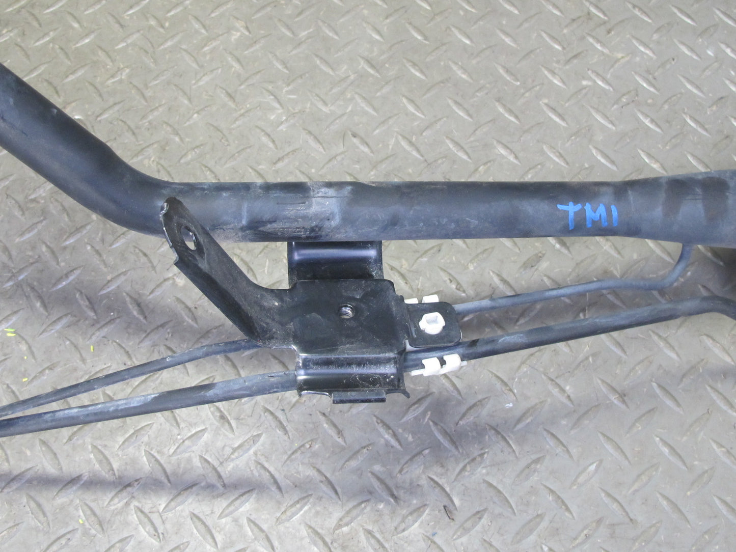 00-05 Toyota MR2 Spyder ZZW30L Fuel Tank Filler Neck Pipe OEM