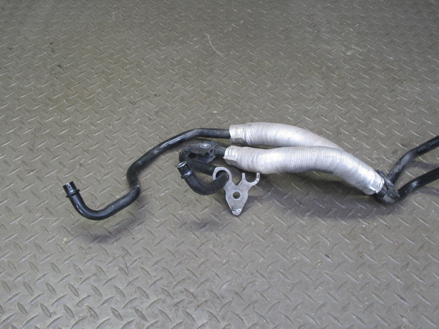 2008-2013 BMW E90 E92 E93 M3 Manual Transmission Oil Cooler Hose Pipe Line Set