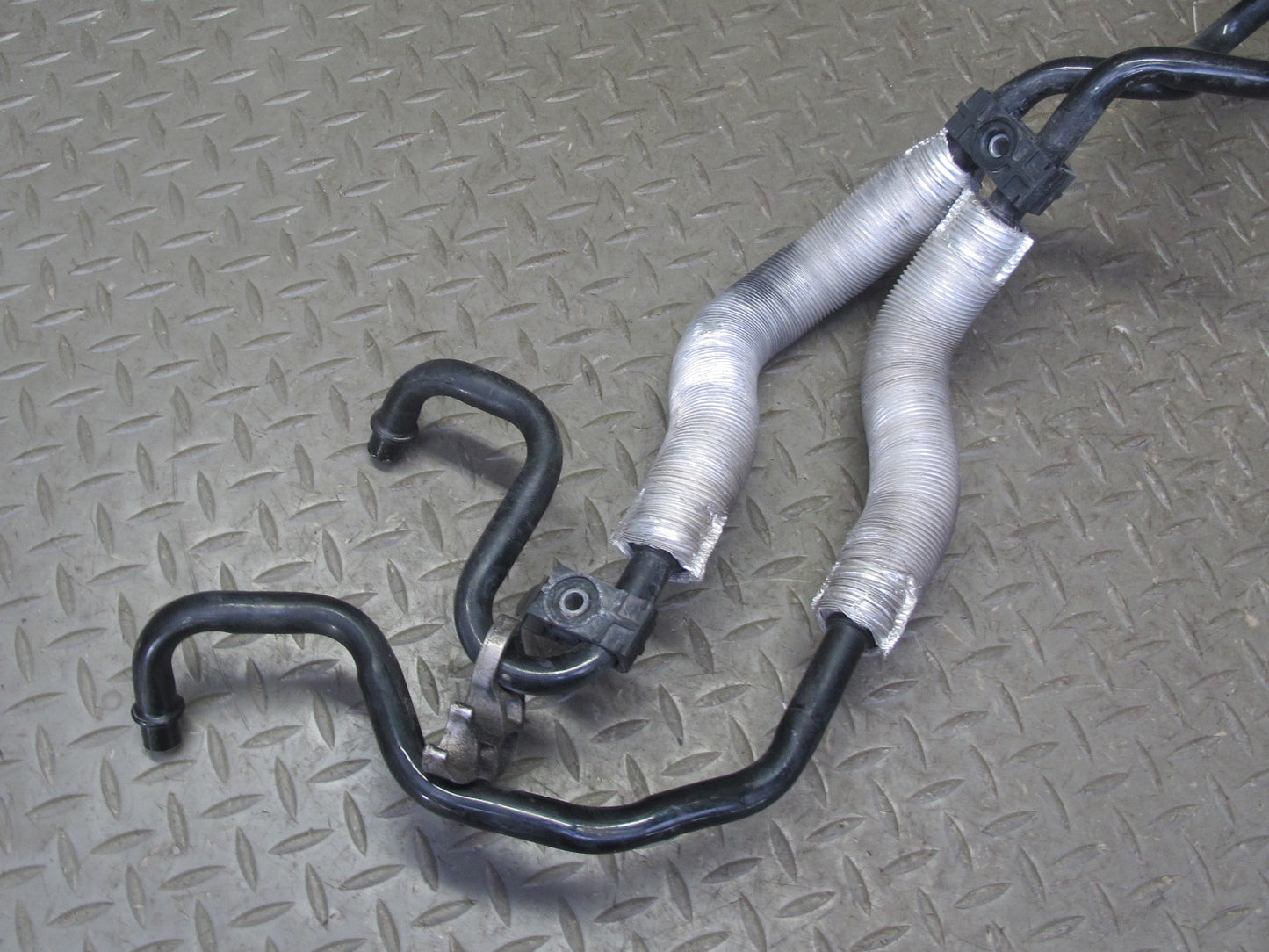 2008-2013 BMW E90 E92 E93 M3 Manual Transmission Oil Cooler Hose Pipe Line Set
