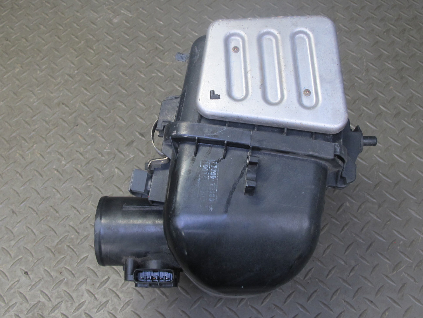 00-05 Toyota MR2 Spyder ZZW30L Air Intake Cleaner Filter Box Duct Pipe Set OEM