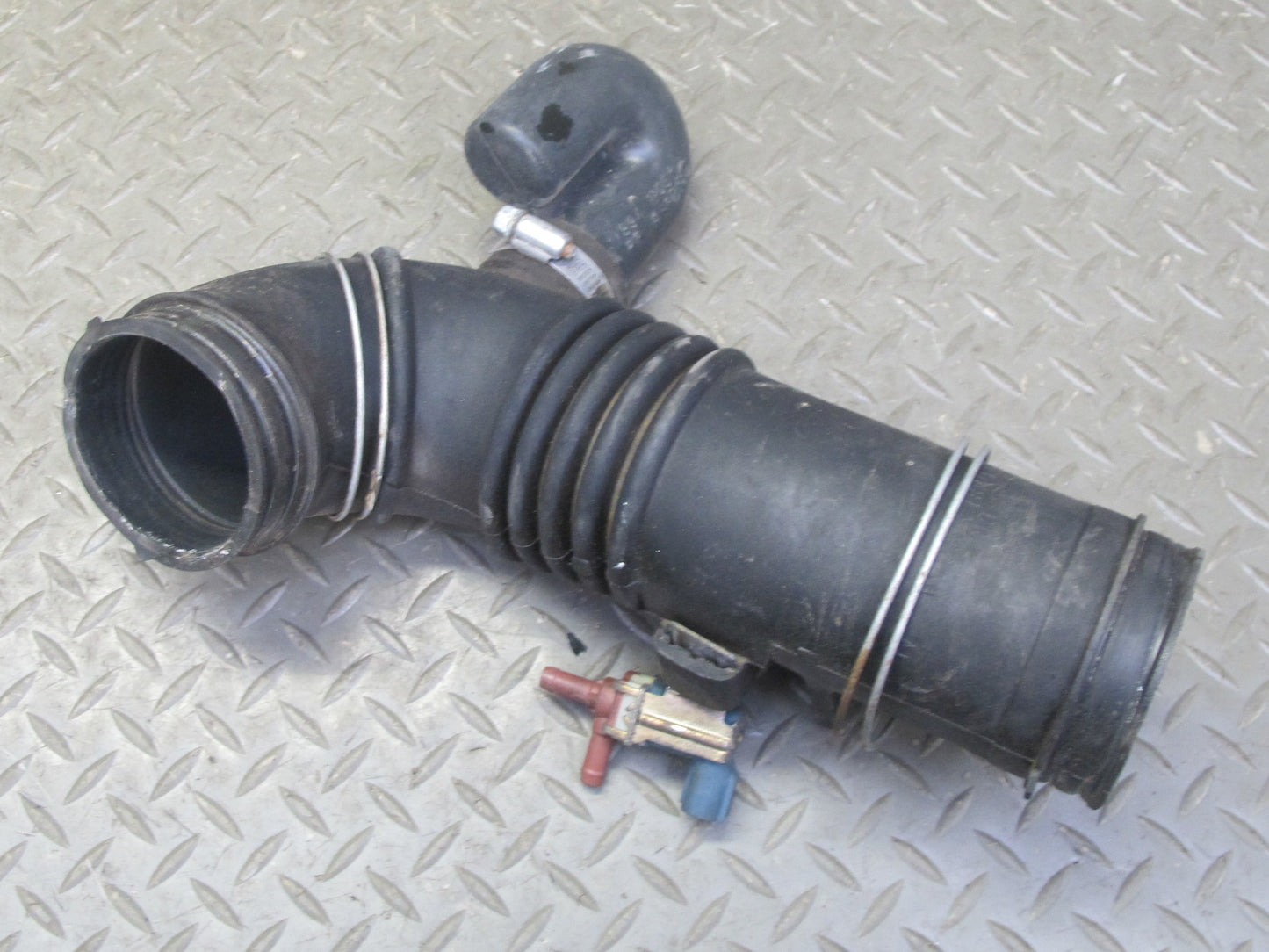 00-05 Toyota MR2 Spyder ZZW30L Air Intake Cleaner Filter Box Duct Pipe Set OEM
