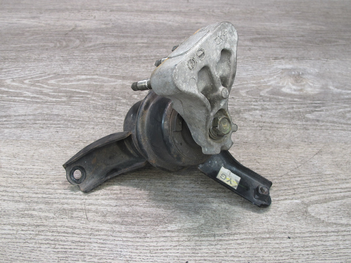 00-05 Toyota MR2 Spyder ZZW30L 1.8L 1ZZFE Right Engine Mount Bracket Support OEM