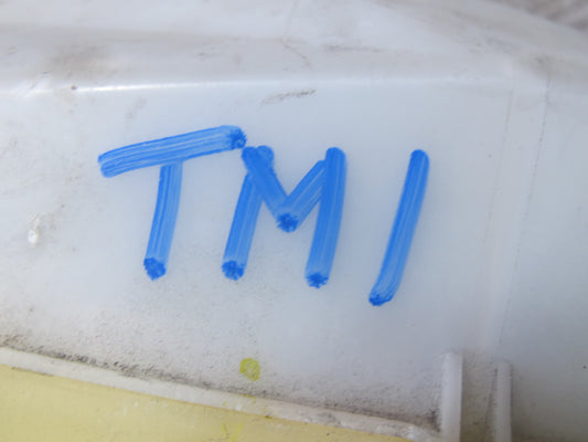 03-05 Toyota MR2 Spyder ZZW30L Engine Bay Main Fuse Relay Box Module OEM