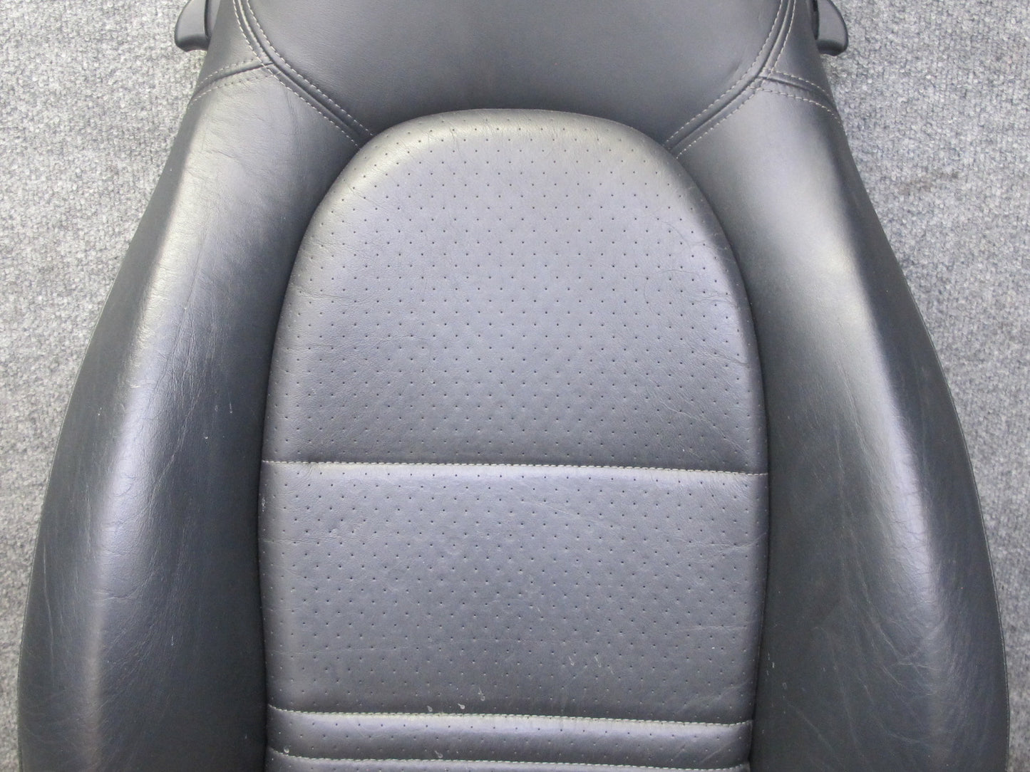 2001-2004 Porsche Boxster 986 Front Right Side Leather Seat Upper Cushion Black