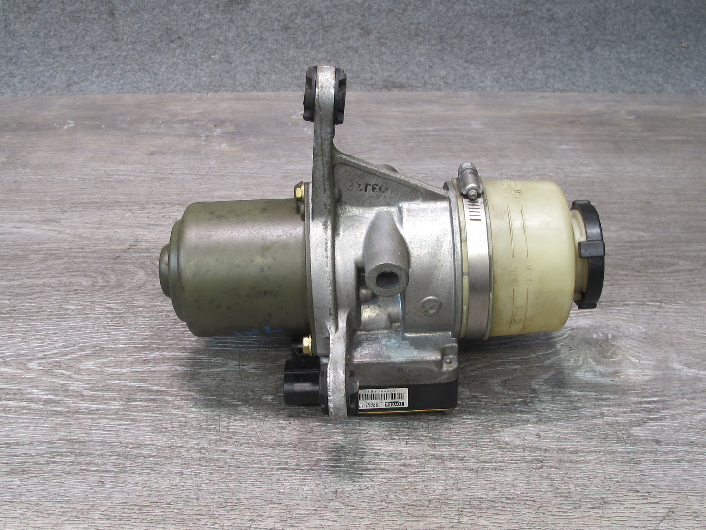 00-05 Toyota MR2 Spyder ZZW30L Power Steering Pump 50K Miles 89657-17010 OEM