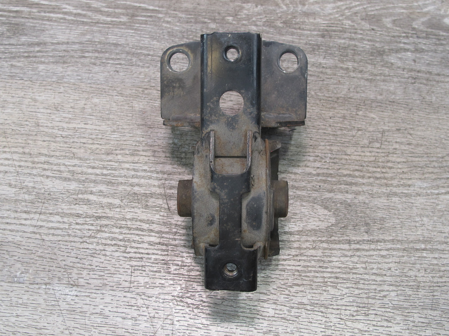 00-05 Toyota MR2 Spyder ZZW30L 1.8L 1ZZFE Engine Mount Bracket Support OEM