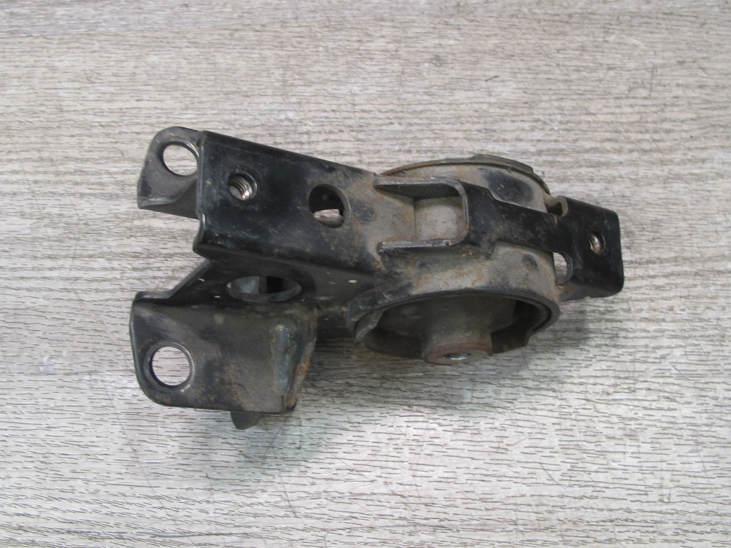 00-05 Toyota MR2 Spyder ZZW30L 1.8L 1ZZFE Engine Mount Bracket Support OEM