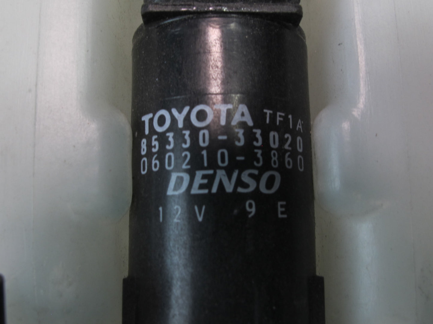 00-05 Toyota MR2 Spyder ZZW30L Windshield Washer Fluid Reservoir Tank w Pump OEM