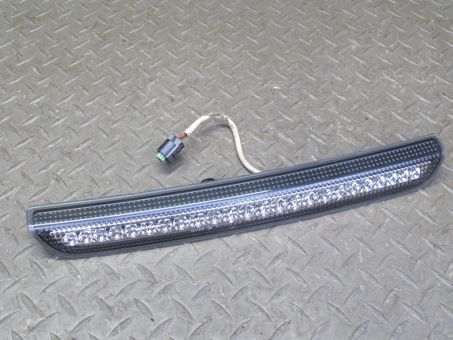 2010-2013 Range Rover Evoque L538 Rear Center Third 3RD Brake Light Lamp