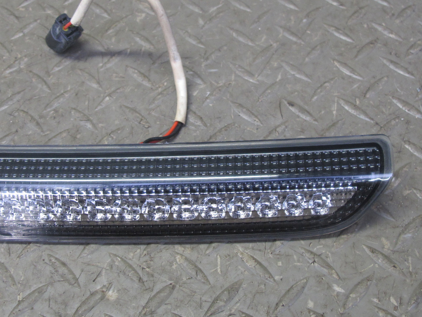 2010-2013 Range Rover Evoque L538 Rear Center Third 3RD Brake Light Lamp