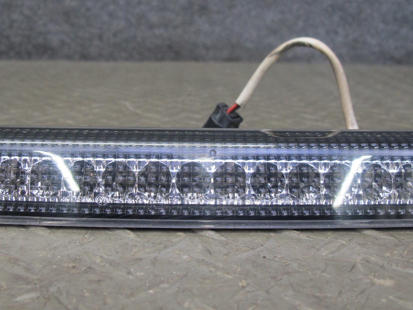 2010-2013 Range Rover Evoque L538 Rear Center Third 3RD Brake Light Lamp
