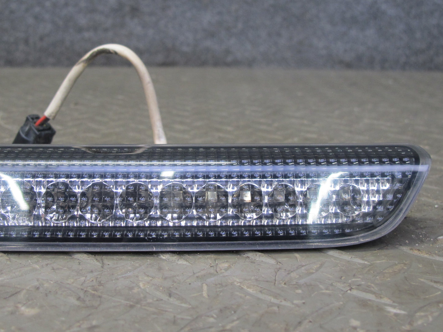 2010-2013 Range Rover Evoque L538 Rear Center Third 3RD Brake Light Lamp