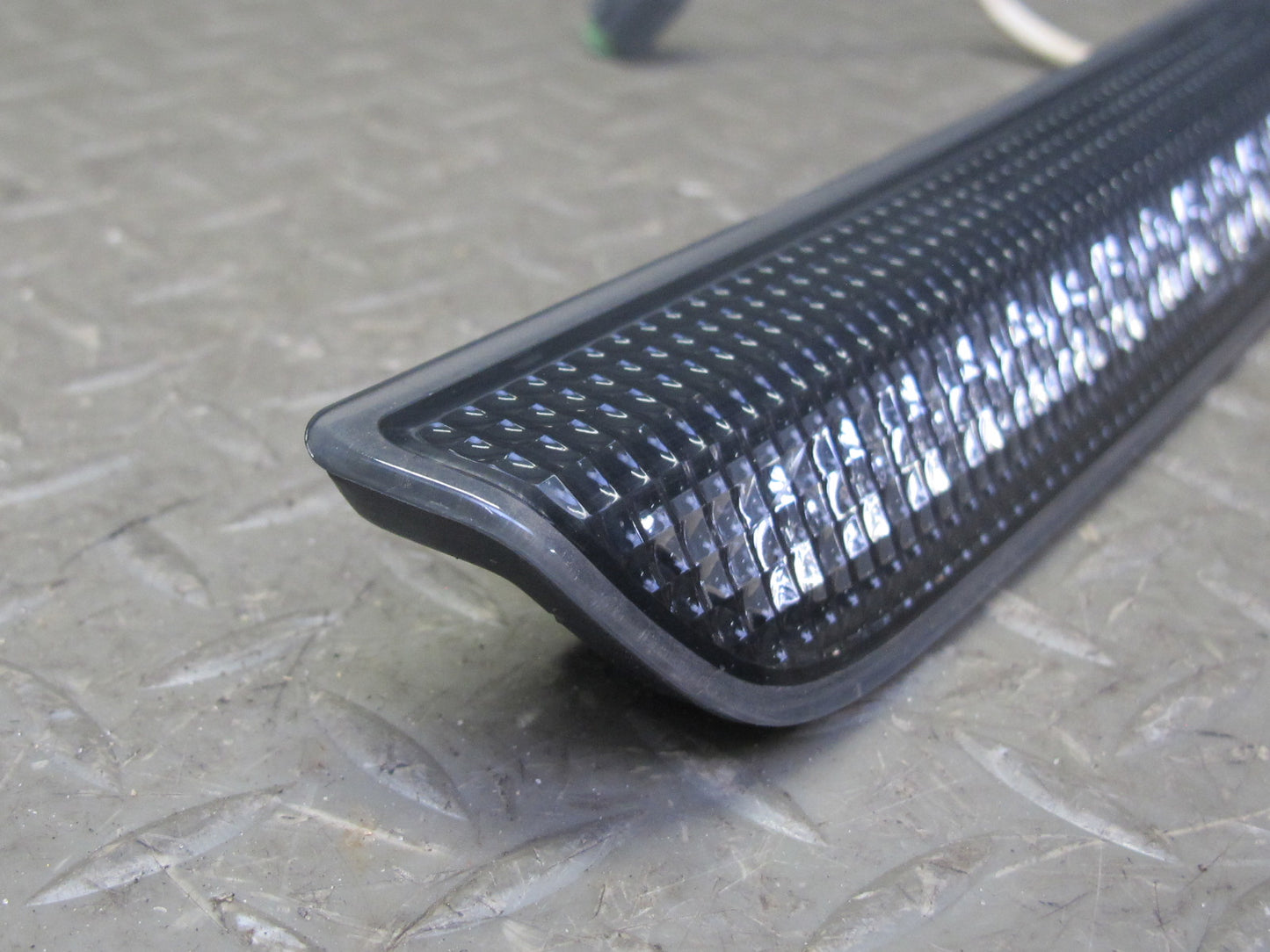 2010-2013 Range Rover Evoque L538 Rear Center Third 3RD Brake Light Lamp