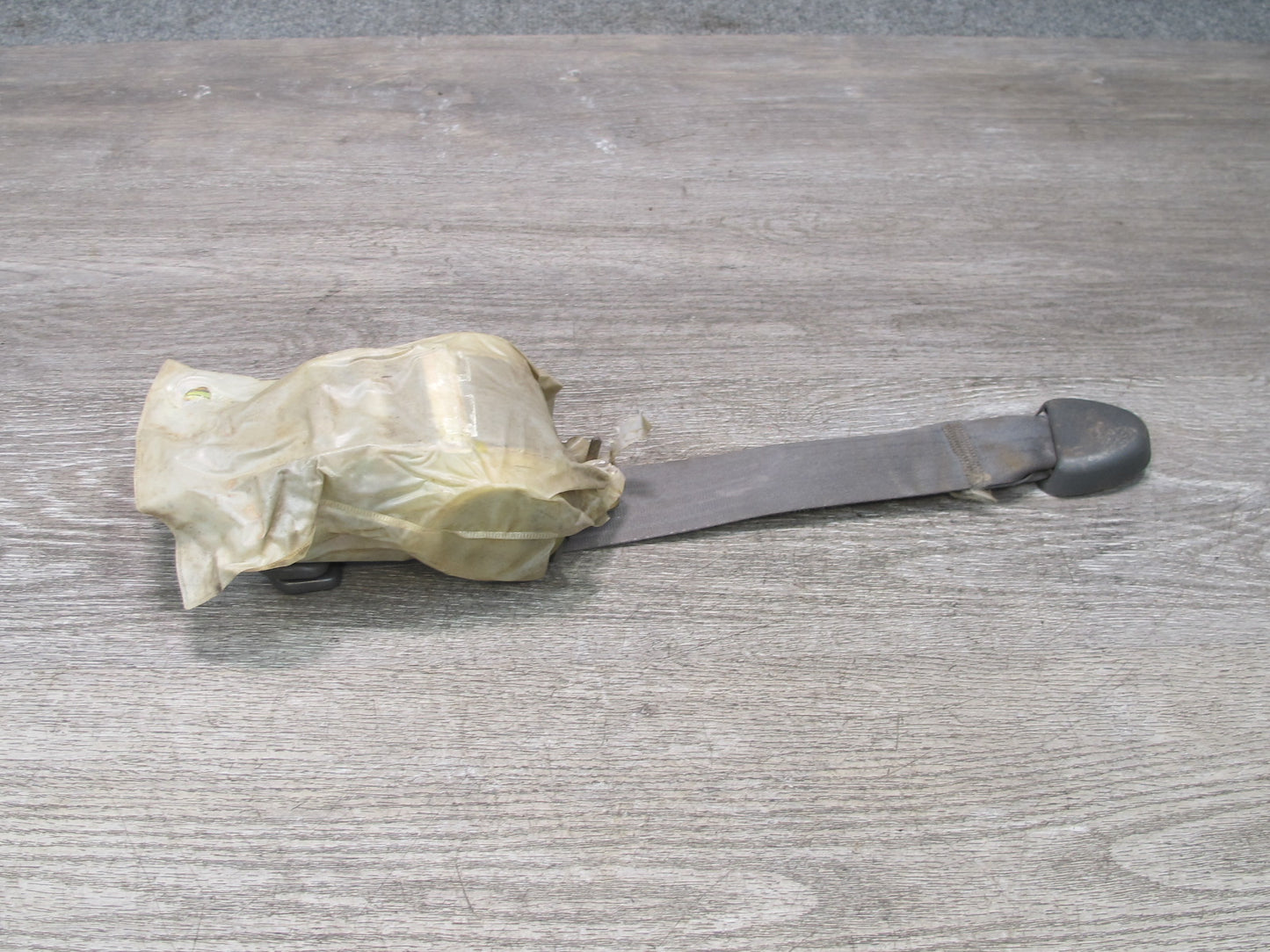86-88 MAZDA RX7 FRONT RIGHT & LEFT SIDE SEATBELT RETRACTOR SET OEM