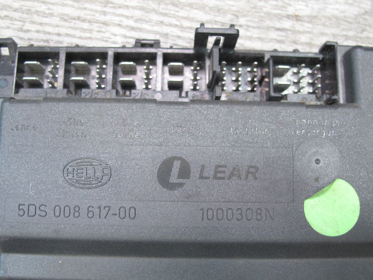 2002-2004 Porsche 911 996 Carrera Seat Control Module 99661853703