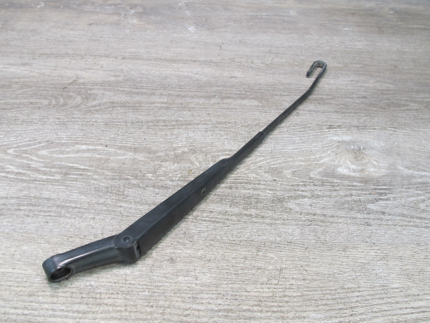1997-2004 Porsche 911 996 Boxster Front Left & Right Windshield Wiper Arm Set
