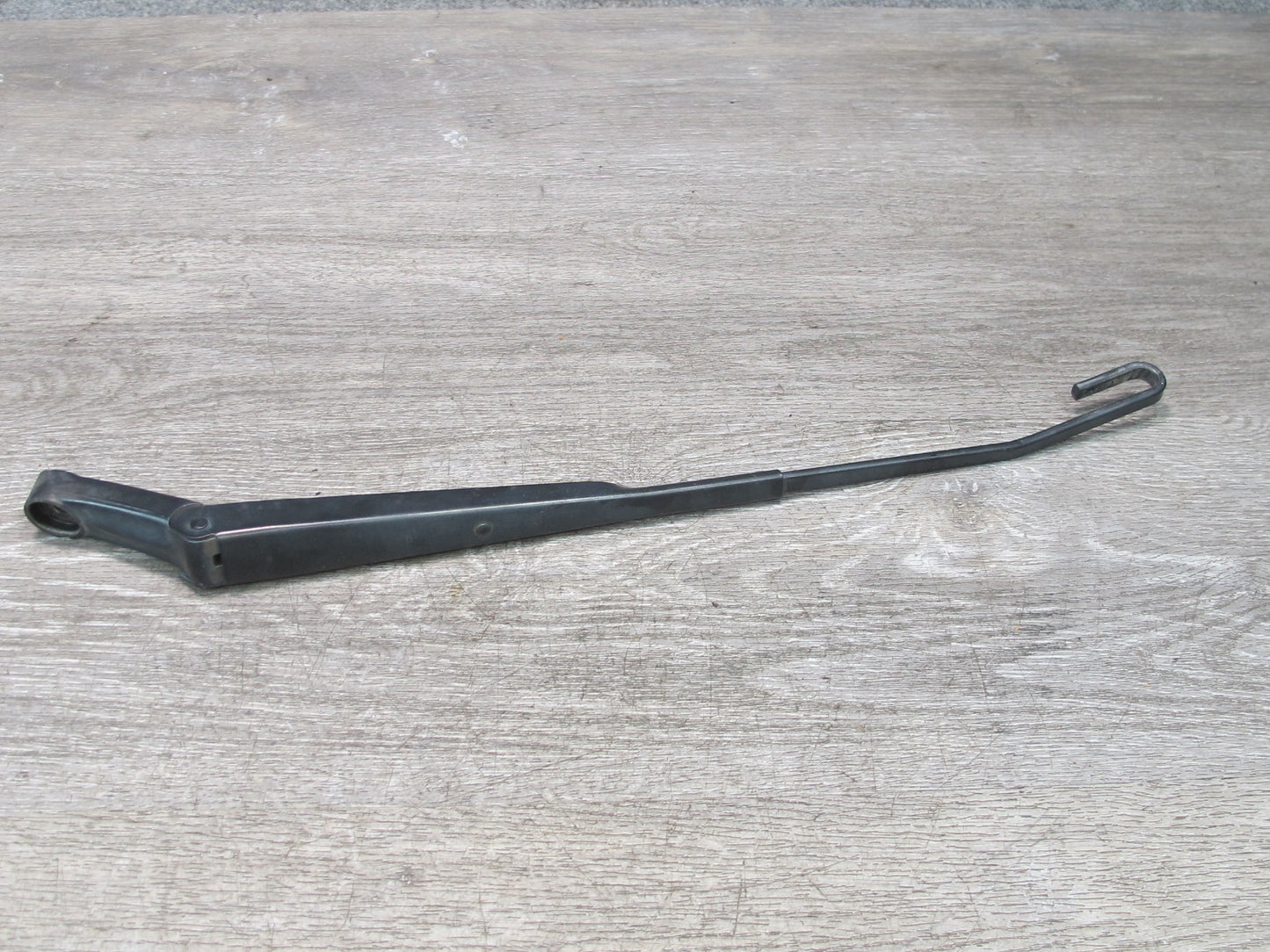 1997-2004 Porsche 911 996 Boxster Front Left & Right Windshield Wiper Arm Set