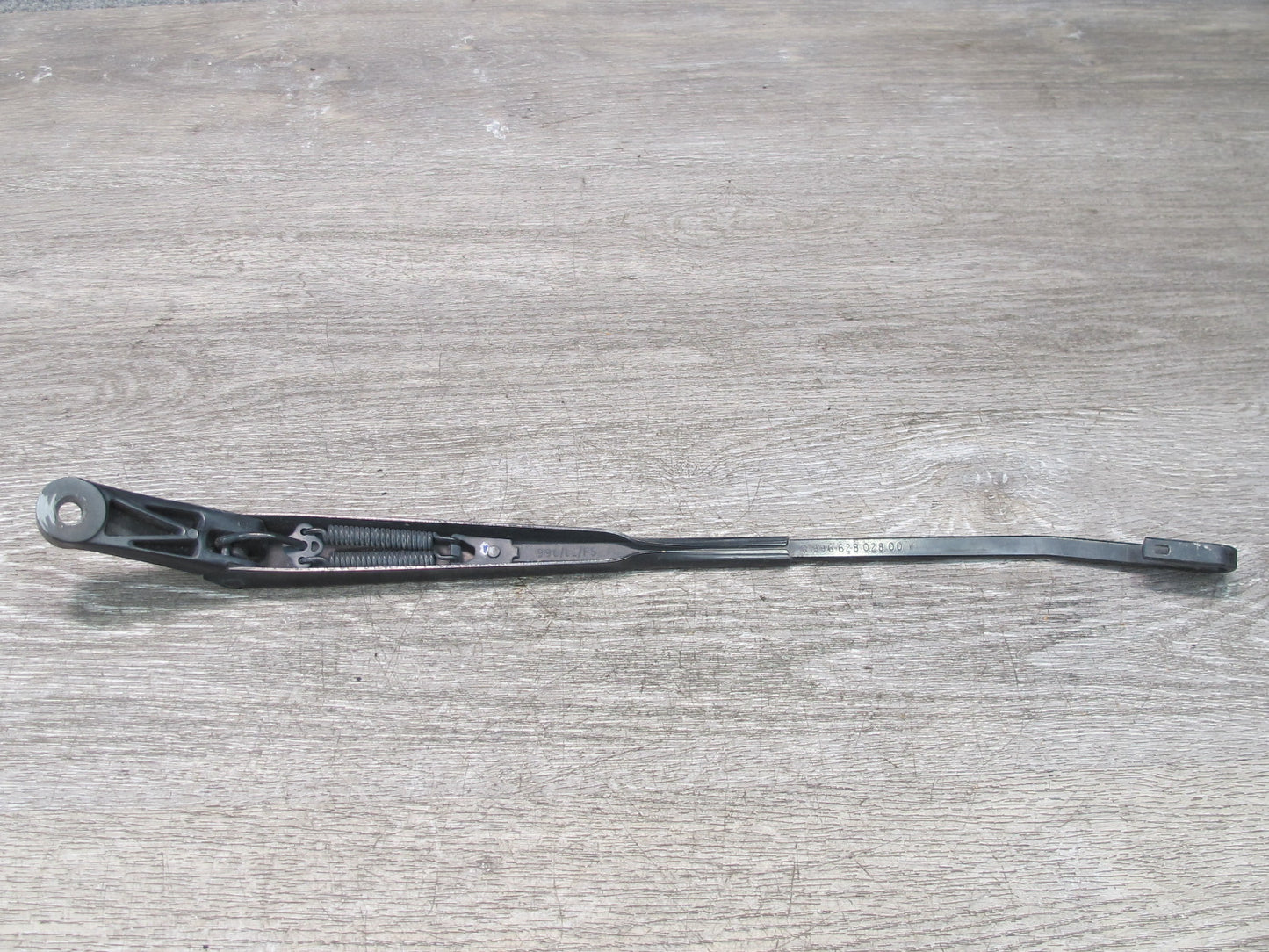 1997-2004 Porsche 911 996 Boxster Front Left & Right Windshield Wiper Arm Set