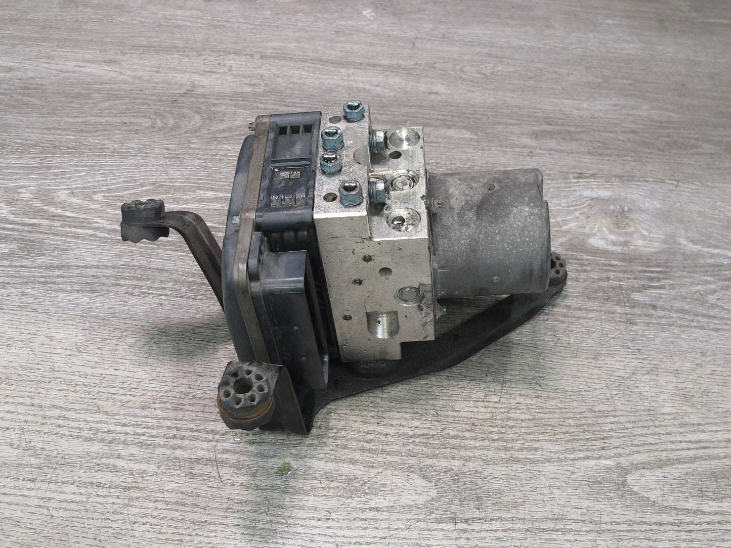 2007-2014 BMW E70 E71 E72 X6 X6M Anti Lock Brake ABS Pump Module 6854702
