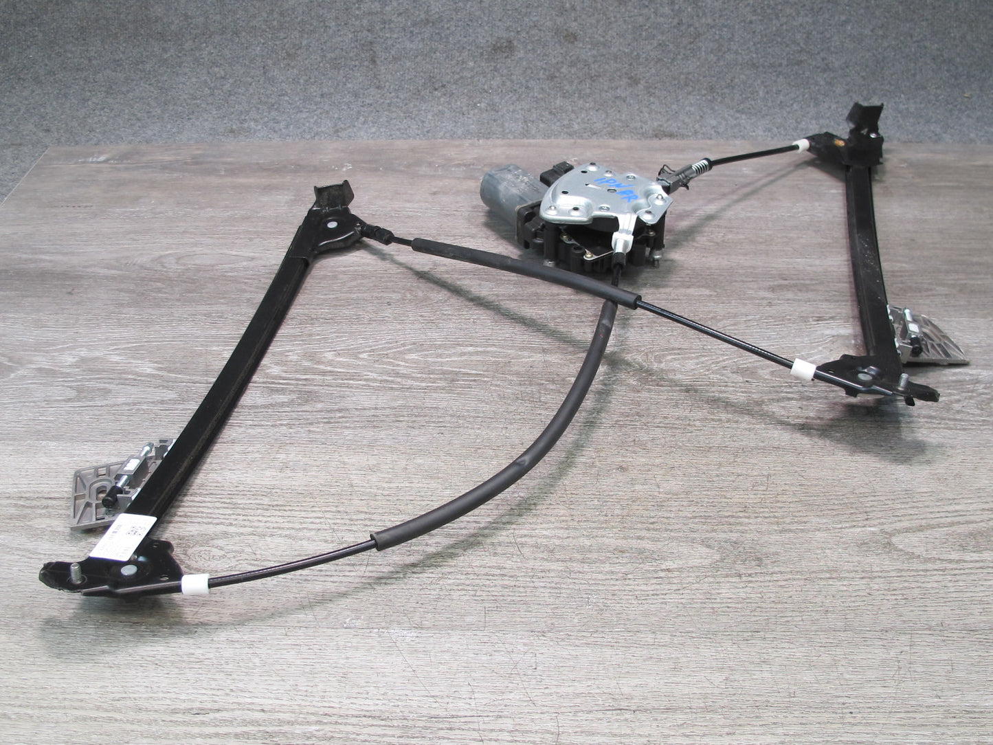 1997-2004 Porsche 911 996 Boxster Right Door Window Regulator w Motor