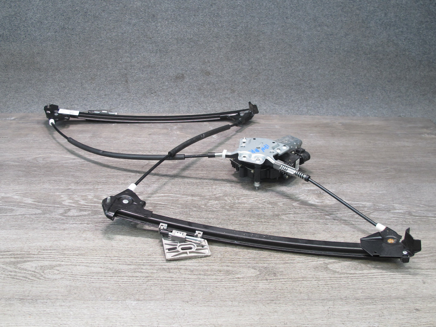 1997-2004 Porsche 911 996 Boxster Right Door Window Regulator w Motor