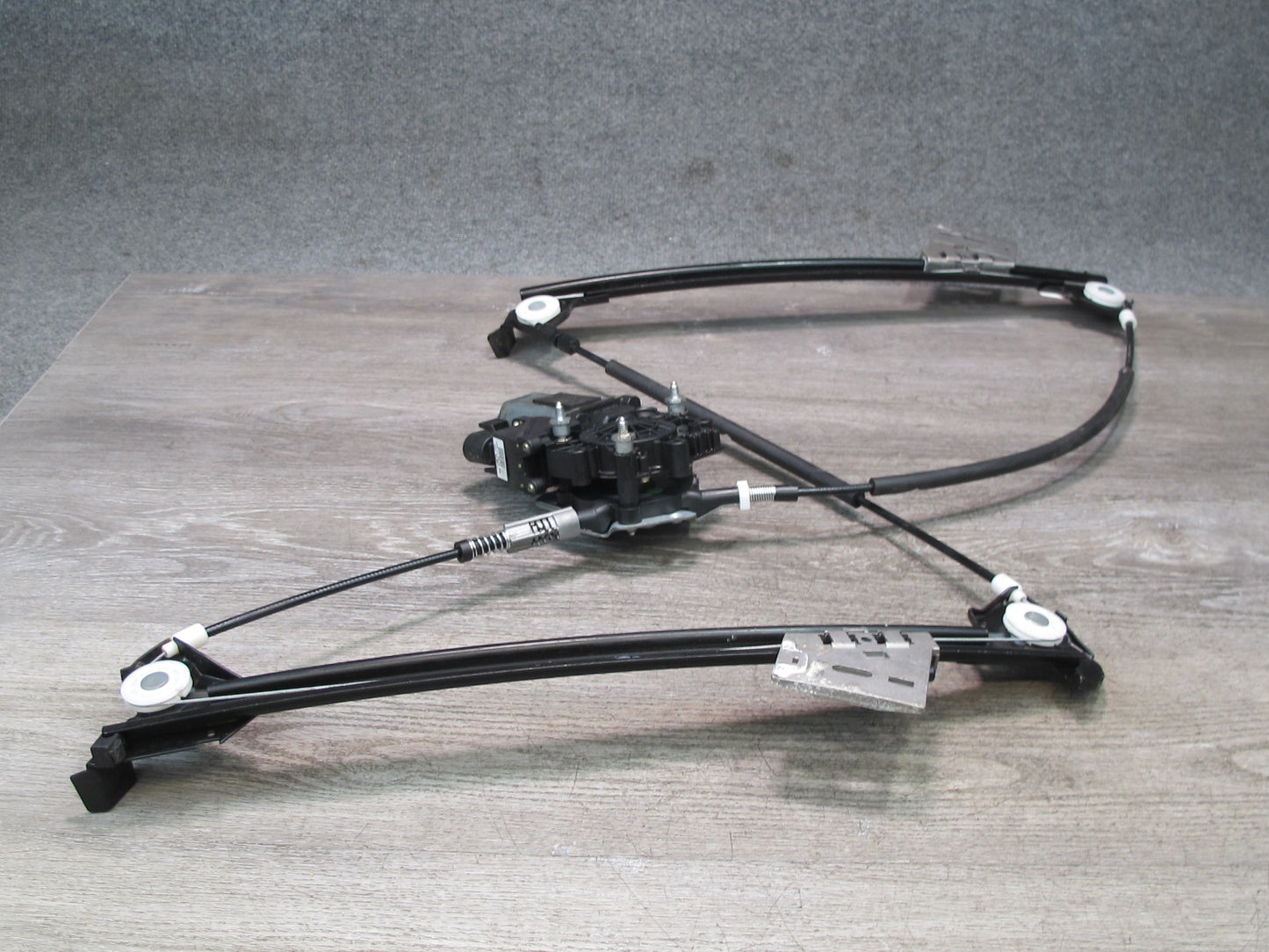 1997-2004 Porsche 911 996 Boxster Right Door Window Regulator w Motor