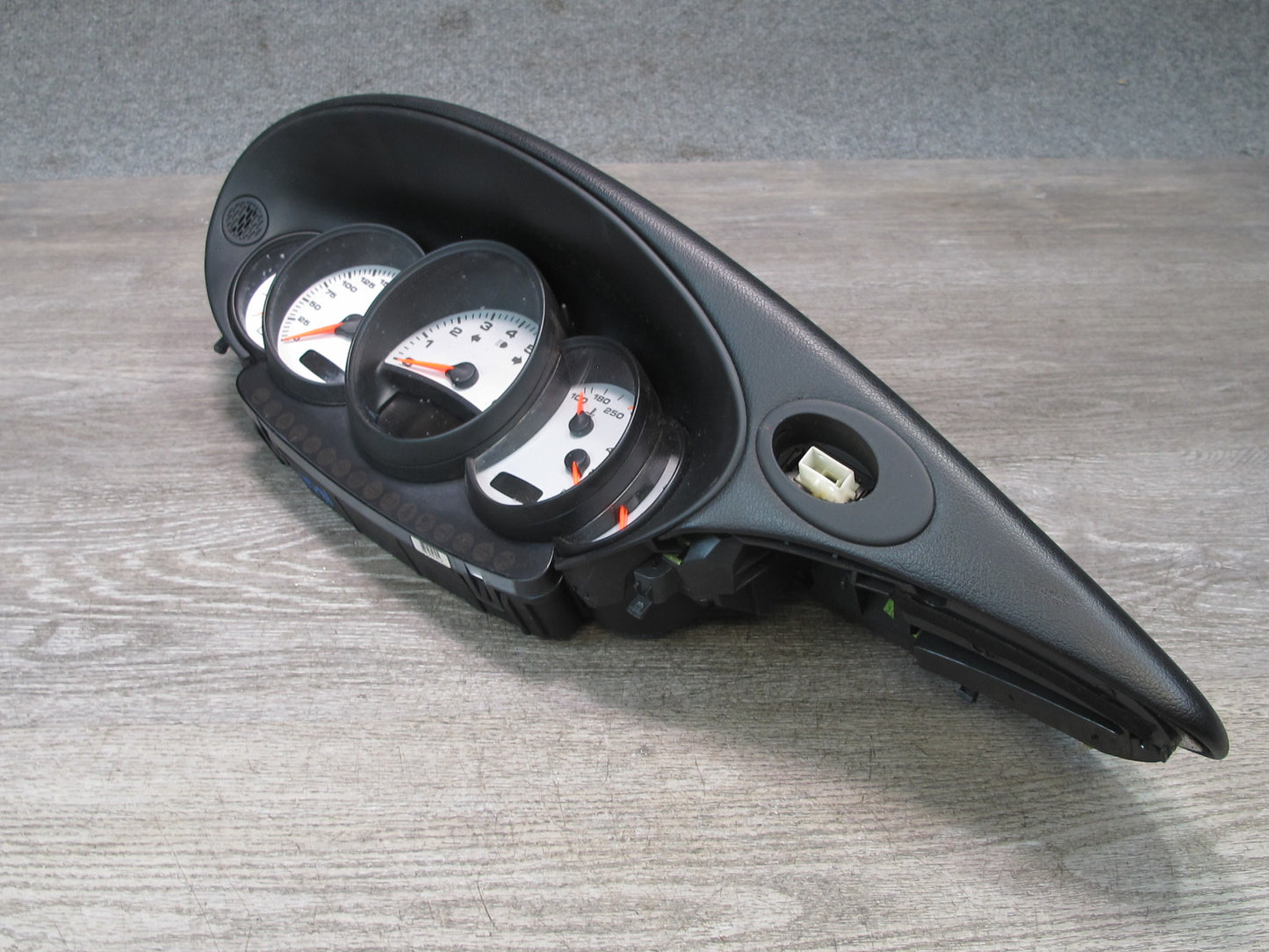 2002-2004 Porsche 911 996 M/T Instrument Cluster Gauge Speedometer w Trim