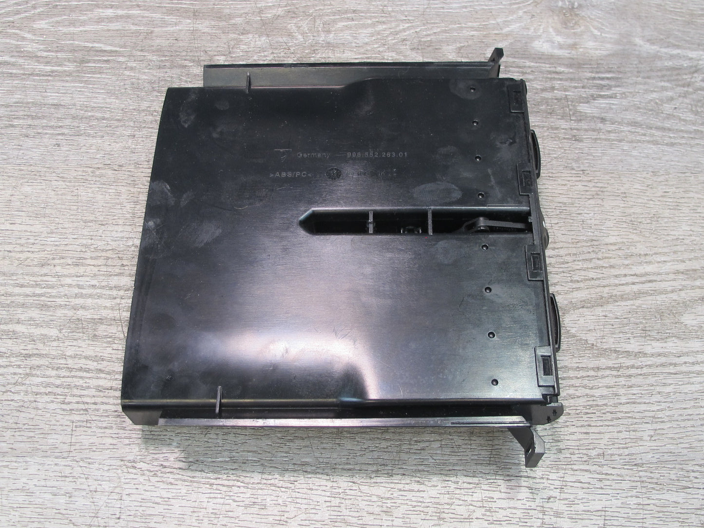 1997-2004 Porsche 911 996 Boxster Dash Front Center A/C Air Vent Grille